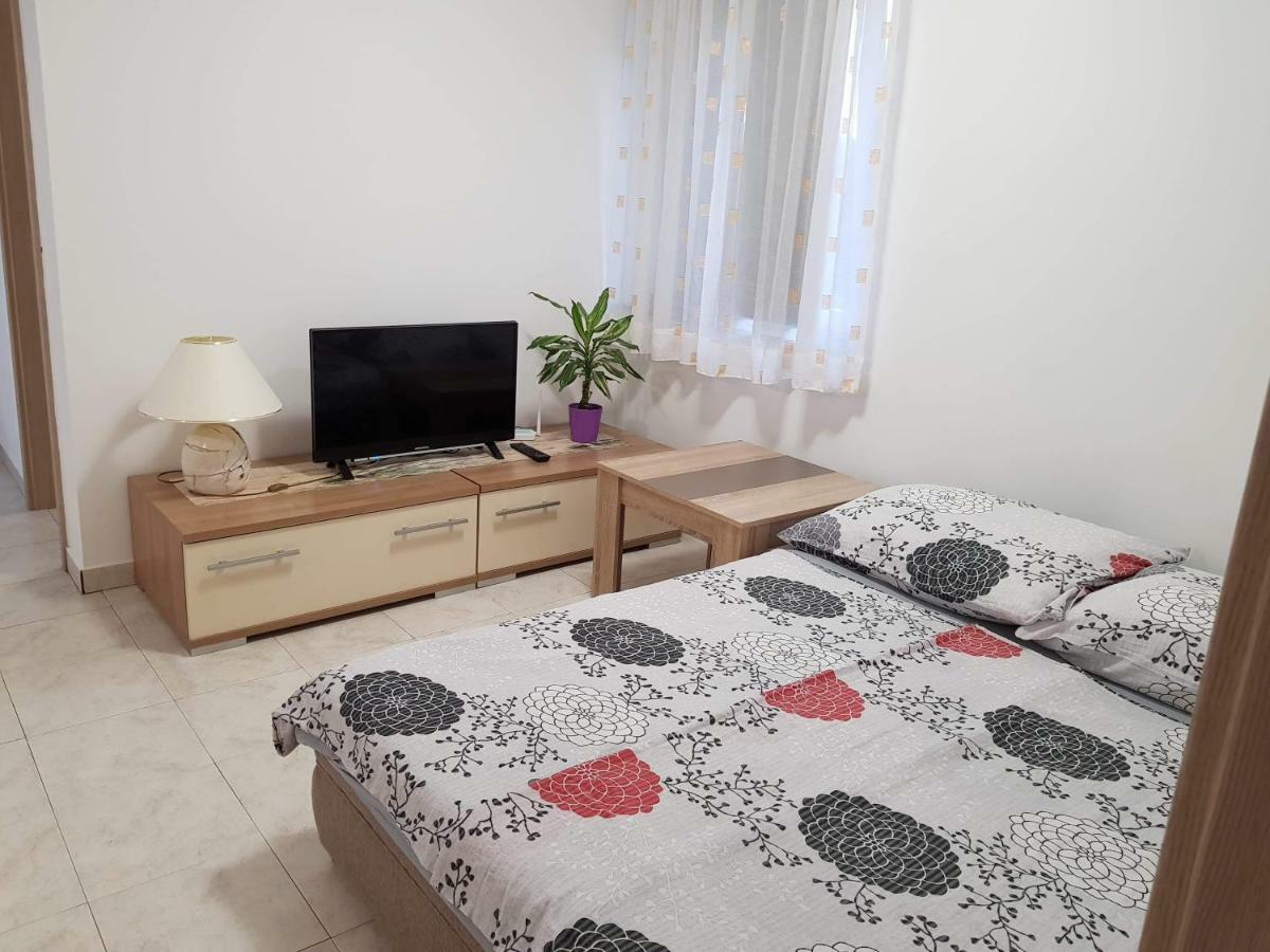 Apartment Natali Brseč Esterno foto