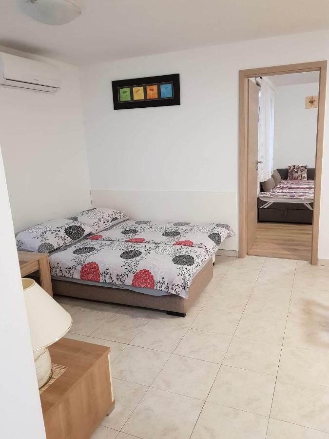 Apartment Natali Brseč Esterno foto